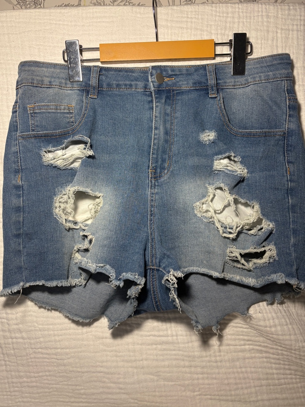SHEIN curve 1X Light Blue Denim Shorts